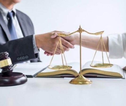 ירושה בשפה ברורה: כך פועלים נכון בתל אביב כשמגיע רגע ההחלטה